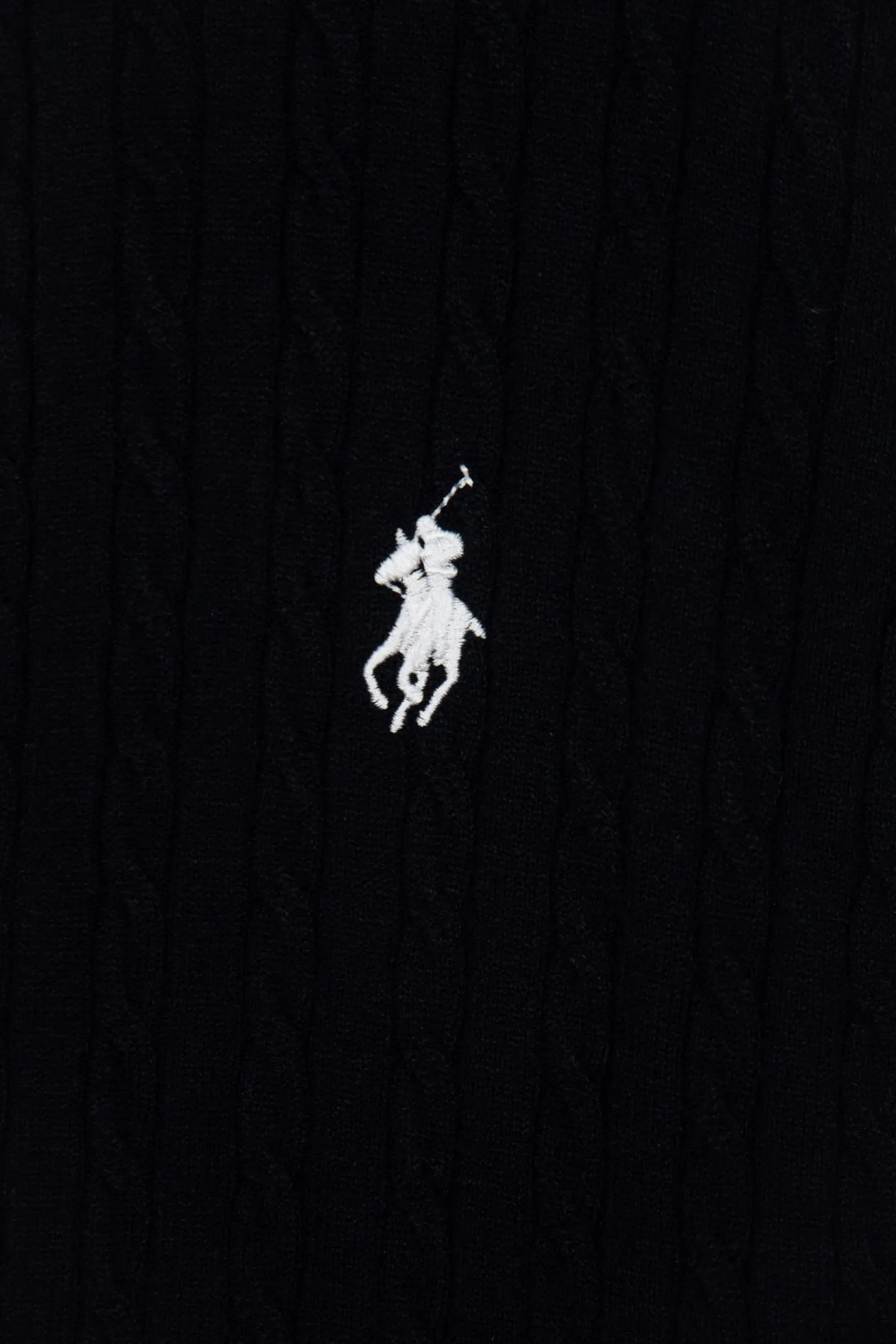 P190 Ralph Lauren Classic Round Neck Solid Color Pony Embroidered Logo Knitted Cardigan Long Sleeve Ralph Lauren Classic Basic Versatile Twist Knitted Cardigan Long Sleeve Main supply platform live broadcast Wholesale entity Replenish when out of stock Not removed from the shelves Quality 1:1 patterning Complete three standards Correct version of pony logo Imported quality cotton yarn Focus on high-end Cost-effective Good quality Needless to say Zhao Lusi's same style is really amazing, so sweet I'm so beautiful. This cardigan is really good-looking. It's simple and easy to wear. It's a must-have for goddess ootd. Good-looking clothes are never picky. A must-have in the wardrobe of goddesses. Size: S-XL. Color: black, apricot, gray, navy, red, white.